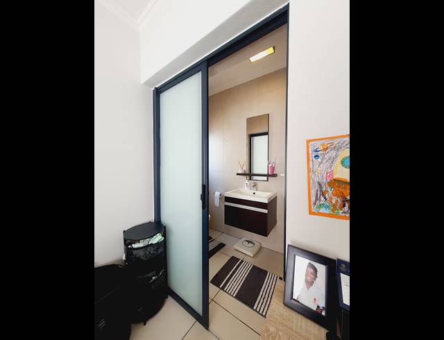 3 BEDROOM APARTMENT RENTED IN FOURWAYS